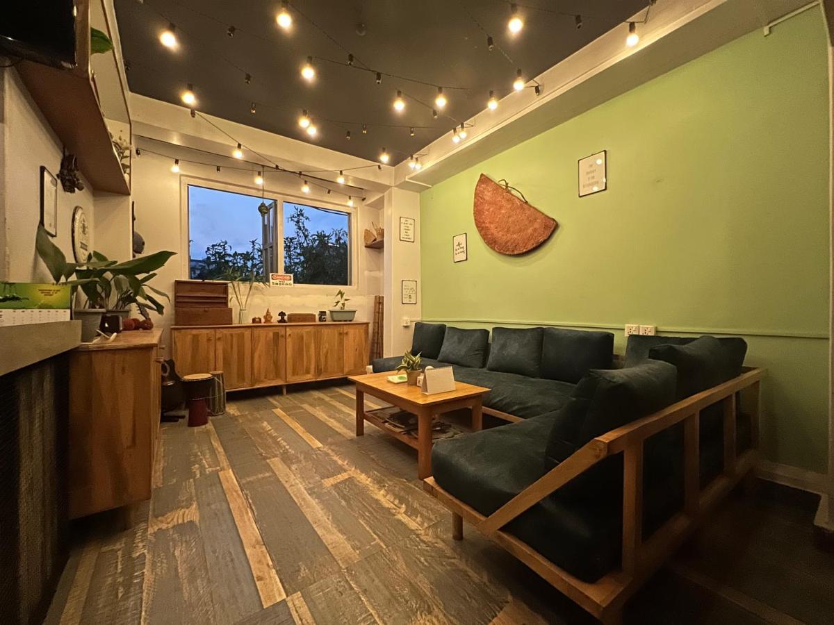 Gaurishankar Backpackers Hostel Покхара Екстер'єр фото
