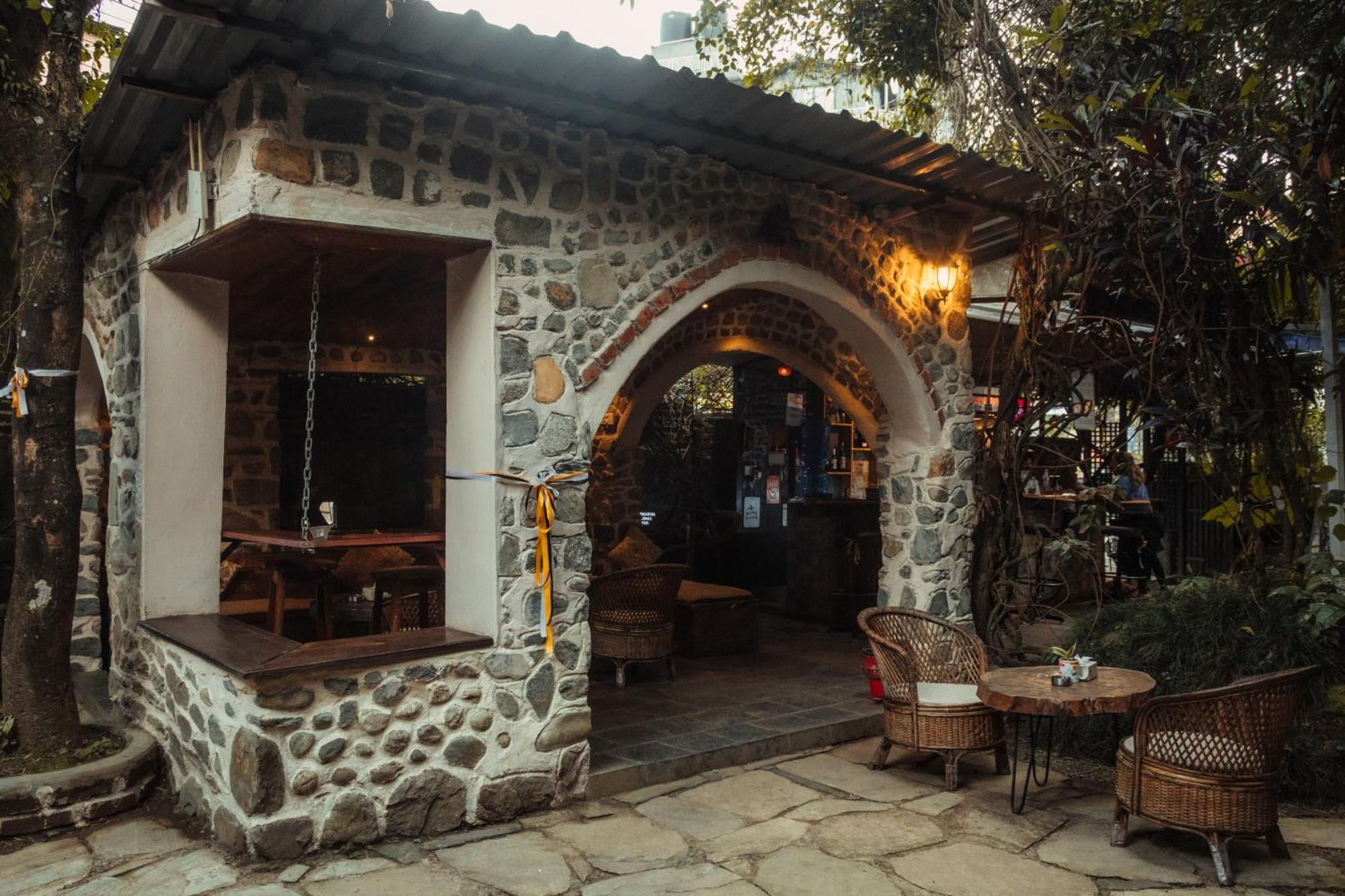 Gaurishankar Backpackers Hostel Покхара Екстер'єр фото