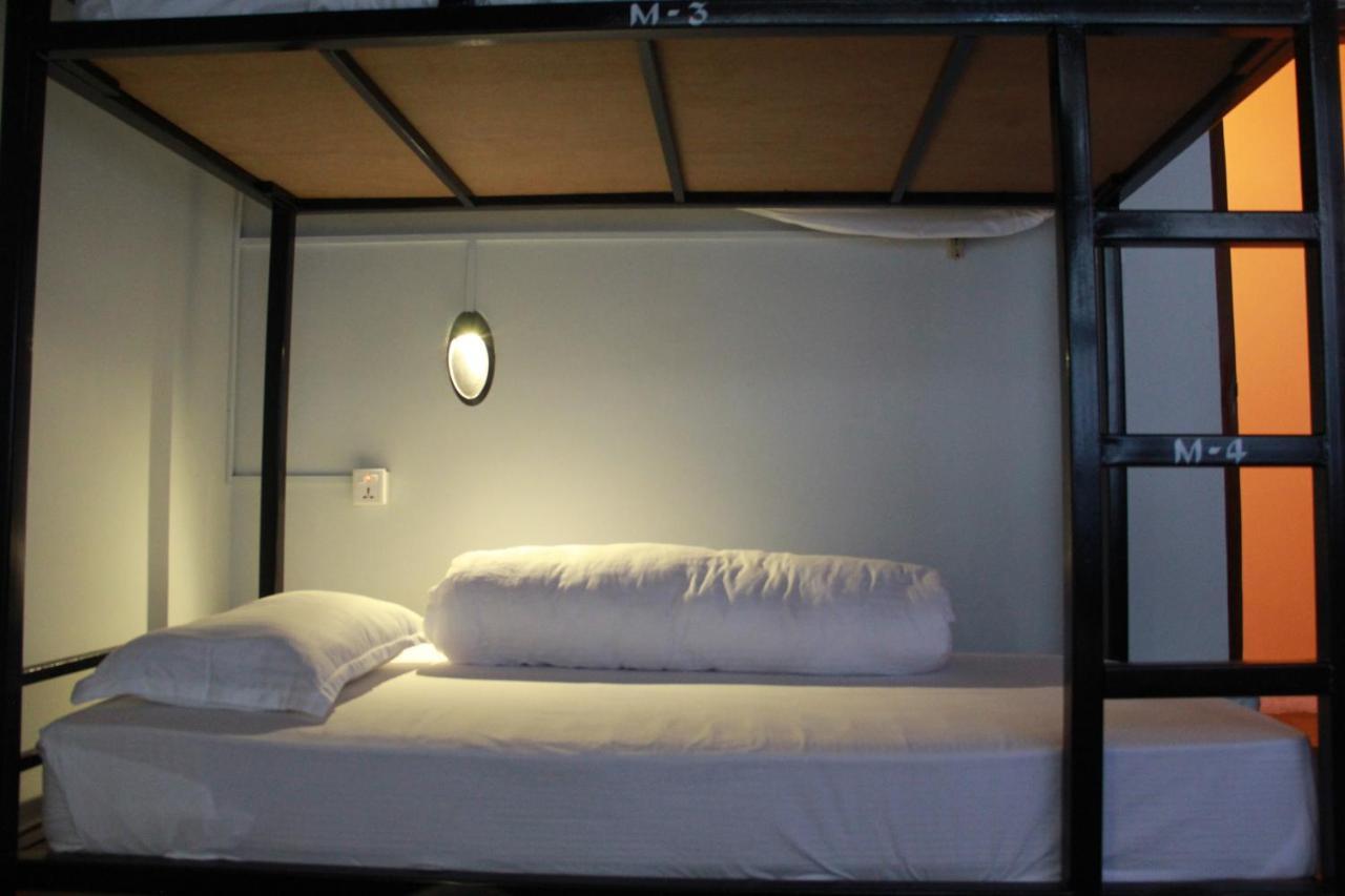 Gaurishankar Backpackers Hostel Покхара Екстер'єр фото