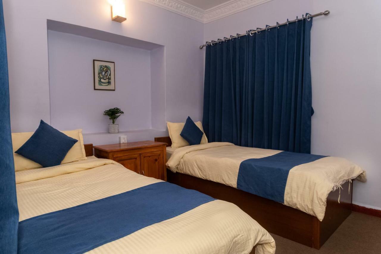 Gaurishankar Backpackers Hostel Покхара Екстер'єр фото