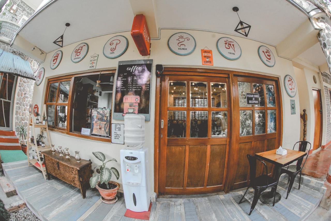 Gaurishankar Backpackers Hostel Покхара Екстер'єр фото